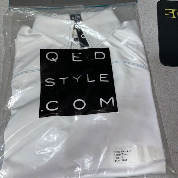 QED style mens Small White polo With Blue Thread Lining NWT - Picture 1 of 5